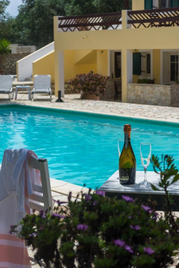 Villa Elaia Suites & Apartments No.2 Gaios Exterior photo